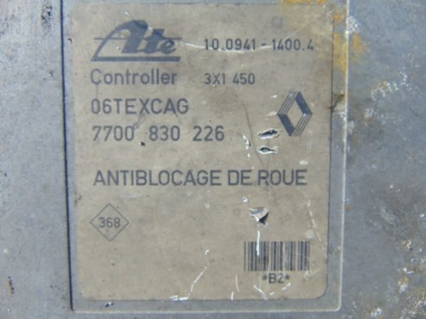 Computadora ECU Renault 7700830226 10.0941-1400.4 - Imagen 2