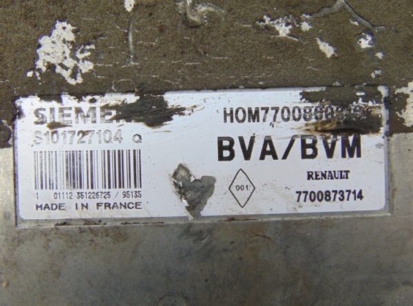 Computadora ECU Renault S101727104Q 7700860316 - Imagen 3