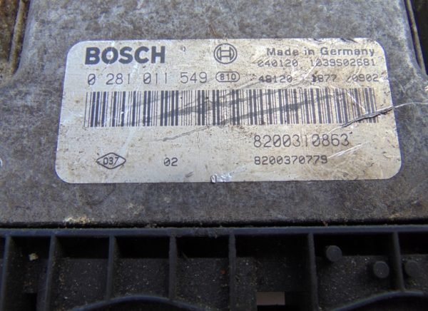 Computadora Renault 1.9 DCI 0281011549 8200310863 - Imagen 3