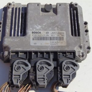 Computadora Renault Scenic II 1.9DCI 0281011275 8200305678