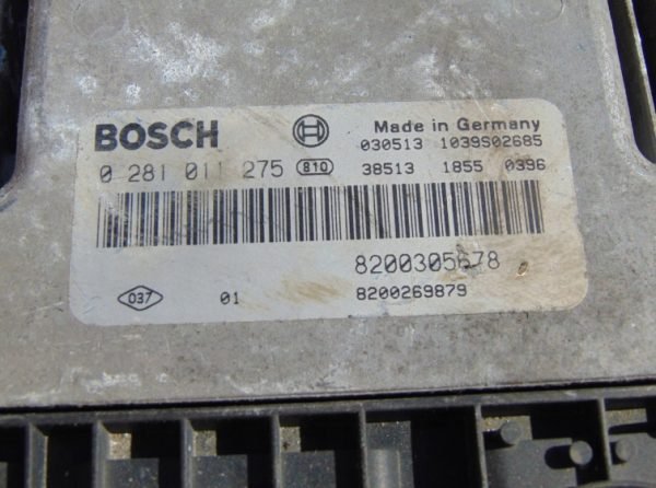 Computadora Renault Scenic II 1.9DCI 0281011275 8200305678 - Imagen 3