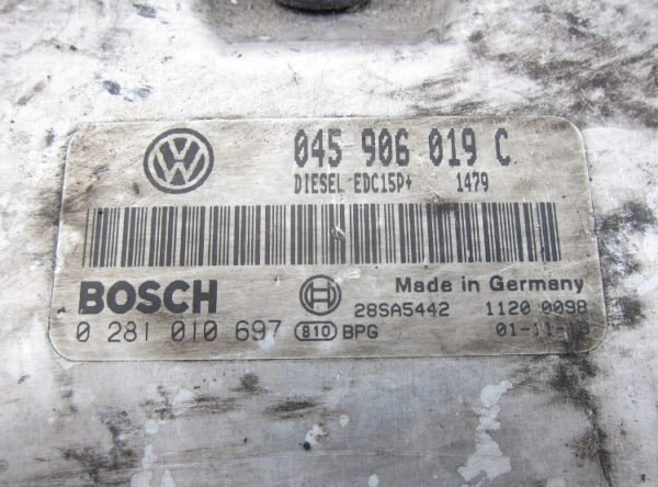 Computadora Volkswagen Polo 045906019C 0281010697 - Imagen 3