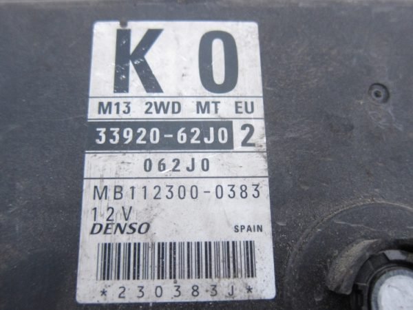 Computadora Suzuki 33920-62J02 MB112300-0383 - Imagen 2