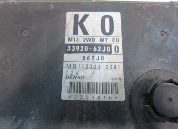 Computadora Suzuki 33920-62J00 MB112300-0381 - Imagen 4