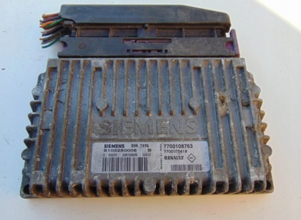 Computadora Renault S105280008B 7700108763