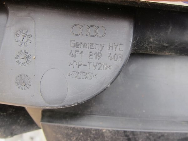 Cubre Parabrisas Superior Audi A6 C6 4F1819403 - Imagen 8