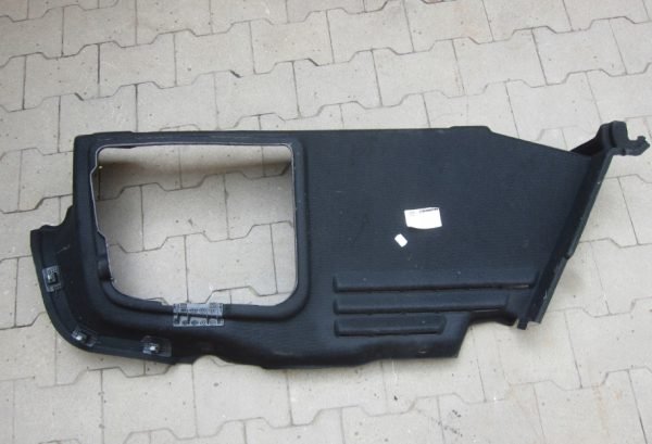 Embellecedor Lateral Maletero Audi A6 C6 Sedan 4F5863887C - Imagen 4