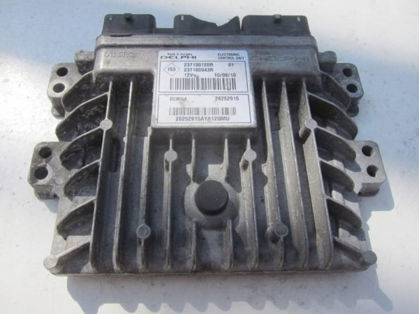 Computadora Ecu Centralita Renault 237100120R 237100943R 28252915