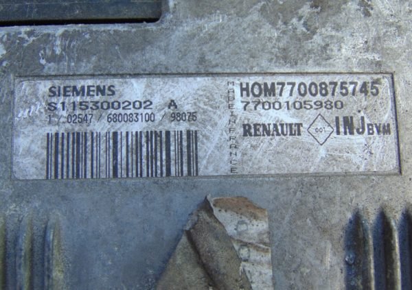 Computadora Ecu Centralita Renault S115300202A 7700875745 - Imagen 2