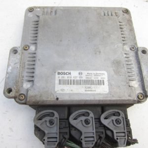 Computadora Ecu Centralita Renault 0281010637 8200211711