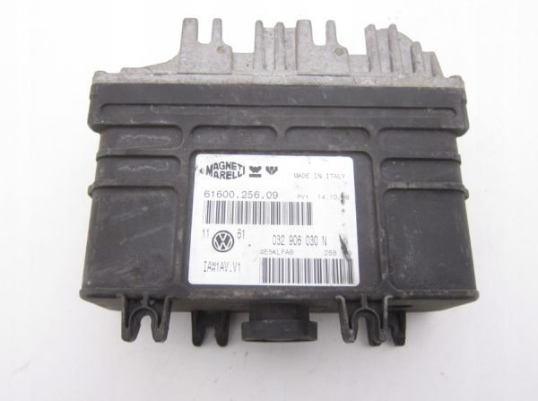 Computadora Ecu Centralita Volkswagen 032906030N IAW1AV. V1