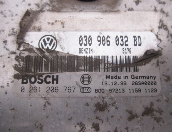 Computadora Ecu Centralita Asiento Volkswagen 030906032BD 0261206767 - Imagen 2