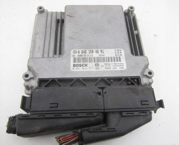Computadora ECU Centralita Mercedes Benz A6461504691 0281012571