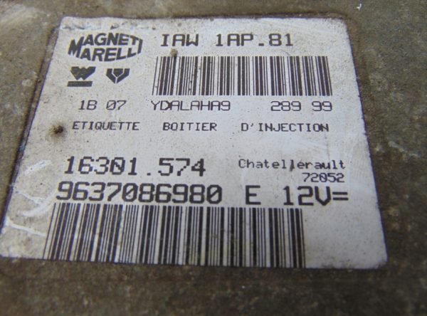 Computadora Ecu Centralita Peugeot IAW1AP.81 9637086980 - Imagen 2