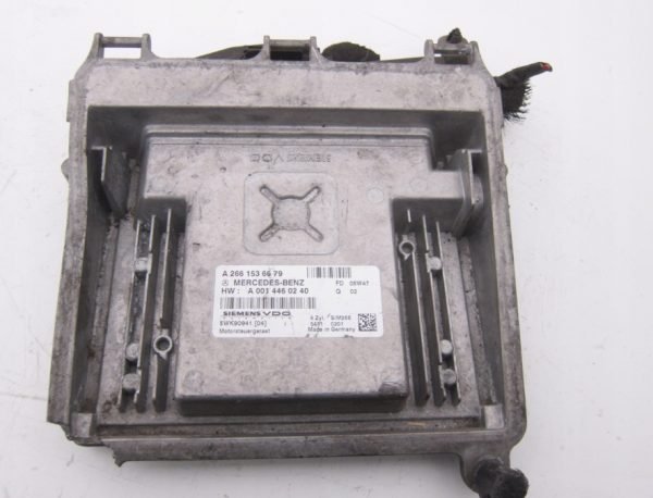 Computadora Centralita Ecu Mercedes Benz A2661536679 5WK90941 A0014460240