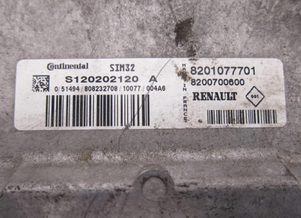 Computadora Centralita Ecu Renault S120202120A 8201077701 8200700600 - Imagen 2