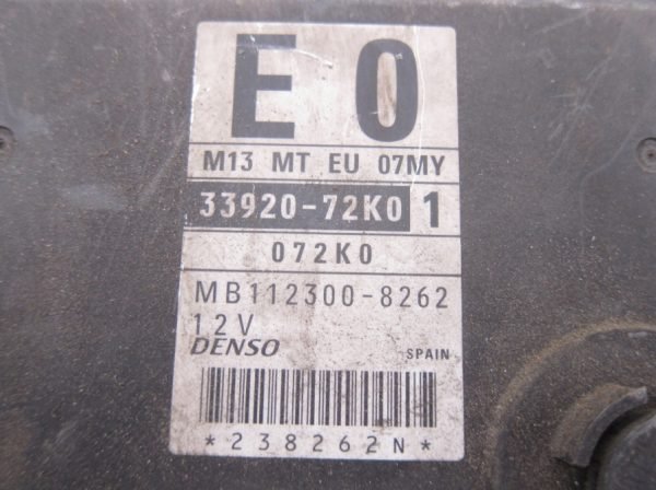 Computadora Centralita Ecu Suzuki Swift 33920-72K0 E0 MB112300-8262 - Imagen 2