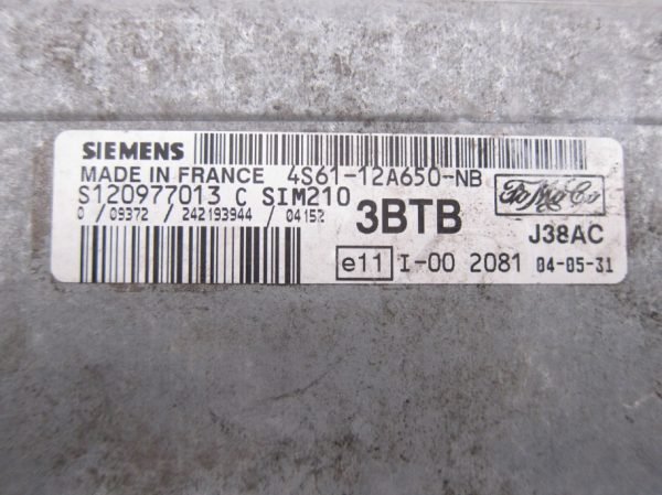 Computadora Centralita Ecu Ford S120977013C 4S61-12A650-NB - Imagen 2