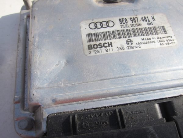 Computadora Centralita Ecu Audi 0281011388 8E0907401H - Imagen 4