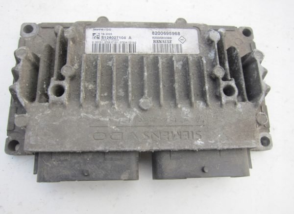 Computadora Centralita Ecu Renault S126027104A 8200695968