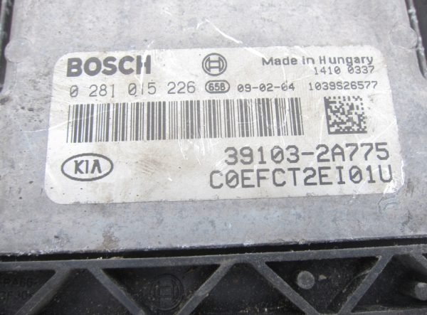 Computadora Centralita Ecu Kia Ceed 0281015226 39103-2A775 - Imagen 2