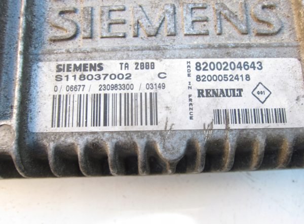 Computadora Centralita Ecu Renault S118037002C 8200204643 - Imagen 2