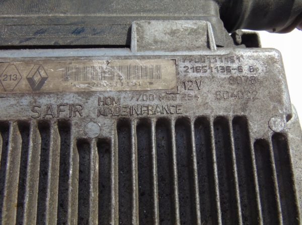 Computadora Centralita Ecu Renault 7700111151 7700868294 - Imagen 2