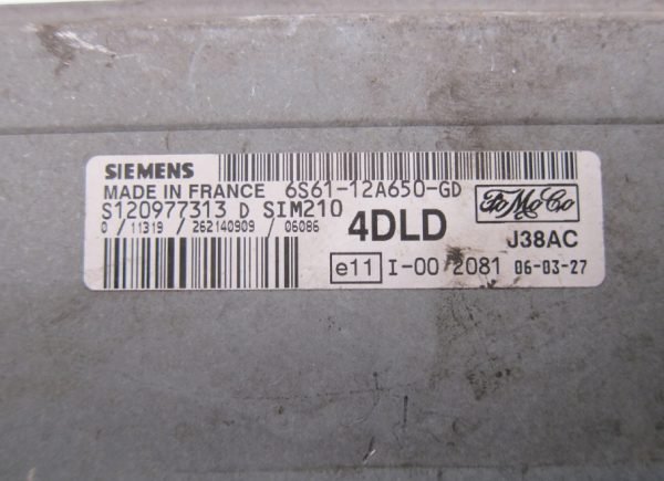 Computadora Centralita Ecu Ford S120977313D 6S61-12A650-GD - Imagen 2