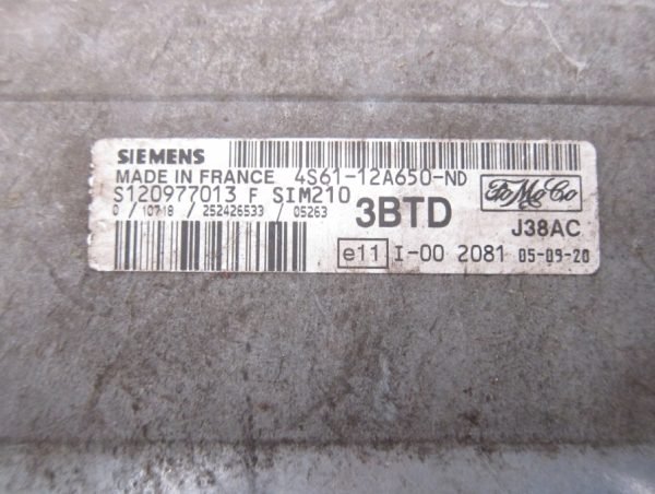 Computadora Centralita Ecu Ford S120977013F 4S61-12AA650ND - Imagen 2