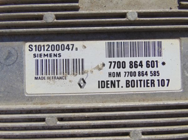 Computadora Centralita Ecu Renault S101200047B 7700864601 - Imagen 2