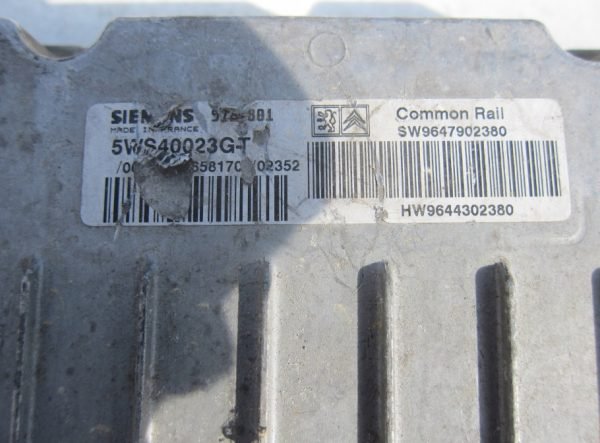 Computadora Centralita Ecu Citroën 2.0 5WS40023G-T 9647902380 SID801 - Imagen 2