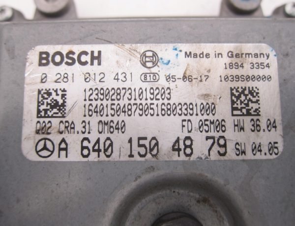 Computadora Centralita Ecu Mercedes Benz 0281012431 A6401504879 - Imagen 2