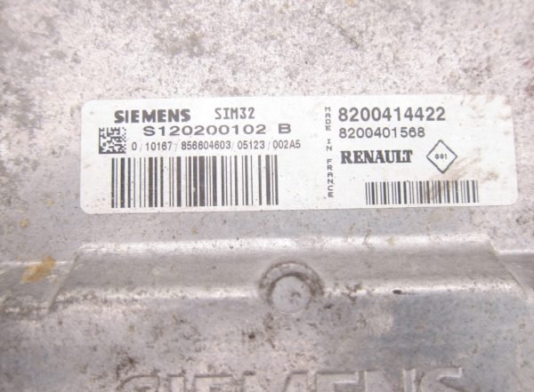 Computadora Centralita Ecu Renault S120200102B 8200414422 8200401568 - Imagen 2