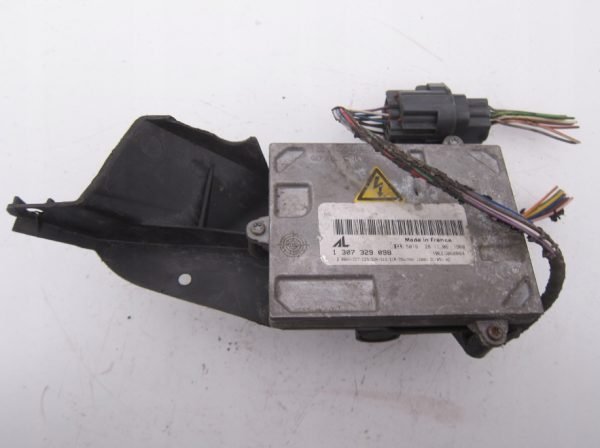 Computadora Centralita Ecu Xenon Inversor Volvo 1307329098 - Imagen 3