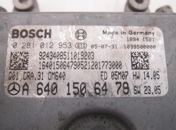 Computadora Centralita Ecu Mercedes Benz A6401506479 0281012953 - Imagen 2