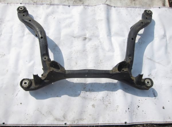 Cuna Motor Viga Trasera Audi A6 C6 2005 - Imagen 2