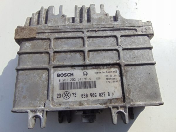 Computadora Centralita Ecu Volkswagen 030906027B 0261203613/614