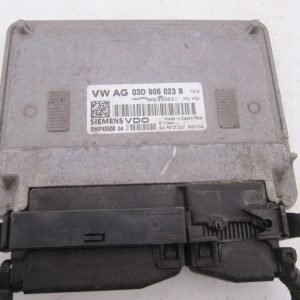Computadora Centralita Ecu Škoda Volkswagen 5WP4050804 03D906023B