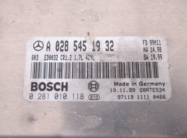 Computadora Centralita Ecu Mercedes Benz A0285451932 0281010118 - Imagen 2