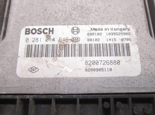 Computadora Centralita Ecu Renault 0281014646 8200726880 8200905110 - Imagen 2