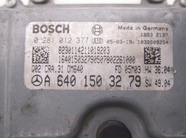 Computadora Centralita Ecu Mercedes Benz A6401503279 0281012377 - Imagen 2