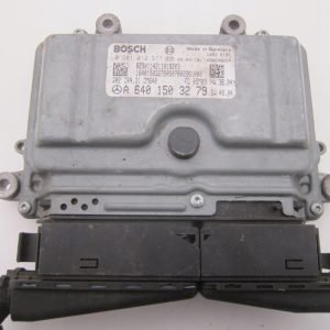 Computadora Centralita Ecu Mercedes Benz A6401503279 0281012377
