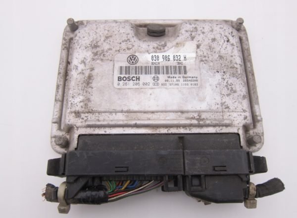 Computadora Centralita Ecu Volkswagen Polo 0261206002 030906032H