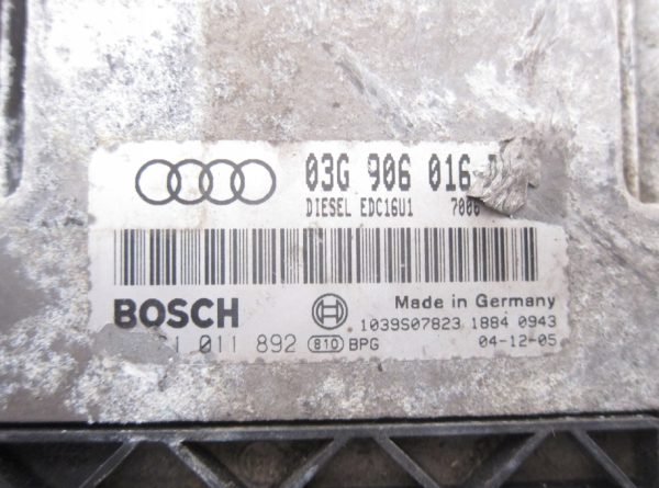 Computadora Centralita Ecu Audi 03G906016DT 0281011892 - Imagen 2