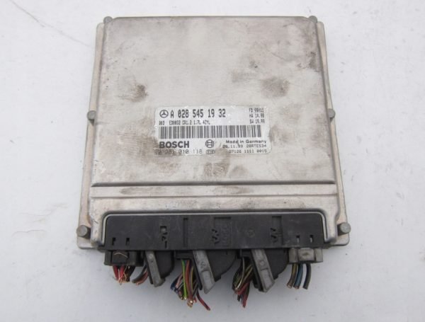 Computadora Centralita Ecu Mercedes Benz A0285451932 0281010118