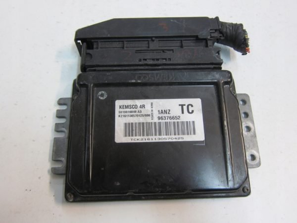 Computadora Centralita Ecu Aveo Kalos TC 96376652 S010016040A3 1ANZ