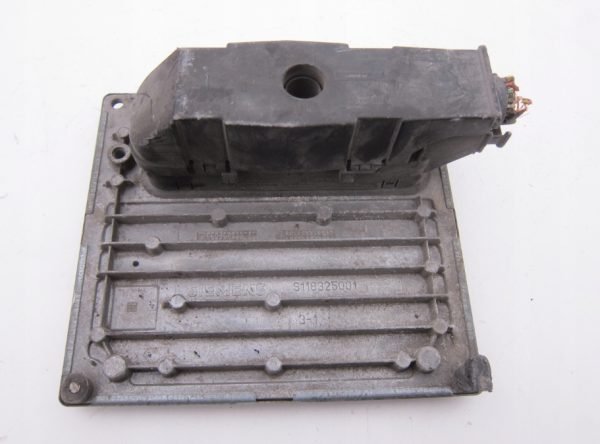 Computadora Centralita Ecu Ford S120977313C 6S61-12A650-GC - Imagen 3