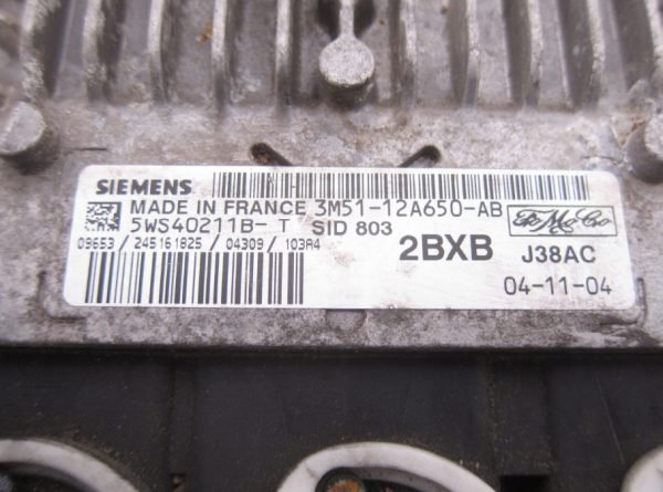 Computadora Centralita Ecu Ford 5WS40211B-T 3M51-12A650-AB - Imagen 2