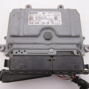 Computadora Centralita Ecu Mercedes Benz 0281012957 A6401506879