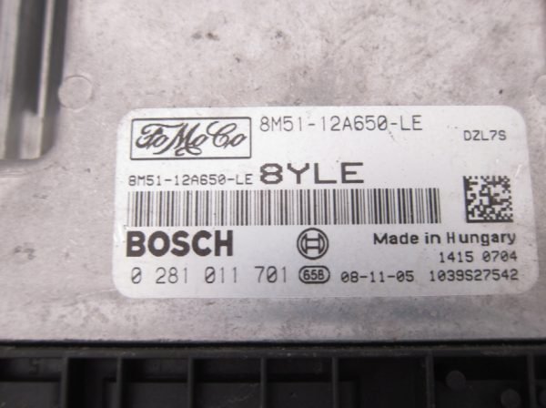 Computadora Centralita Ecu Ford Focus 0281011701 8M51-12A650-LE - Imagen 2
